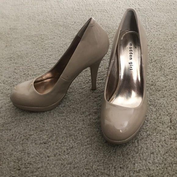 Nude heels - Picture 1 of 1